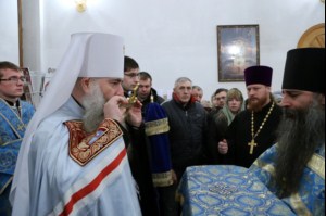 Божественная литургия в Свято-Алексиевском женском монастыре Саратова