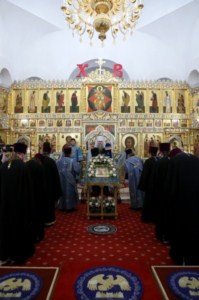 Божественная литургия в Свято-Алексиевском женском монастыре Саратова