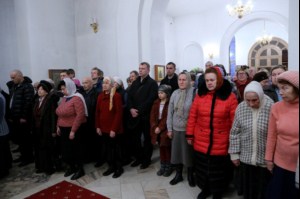 Божественная литургия в Свято-Алексиевском женском монастыре Саратова