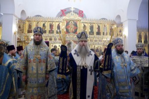Божественная литургия в Свято-Алексиевском женском монастыре Саратова