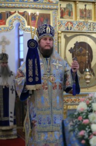 Божественная литургия в Свято-Алексиевском женском монастыре Саратова