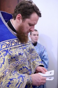 Божественная литургия в Свято-Алексиевском женском монастыре Саратова