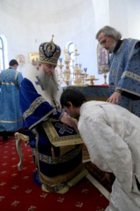 Божественная литургия в Свято-Алексиевском женском монастыре Саратова