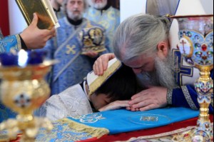 Божественная литургия в Свято-Алексиевском женском монастыре Саратова