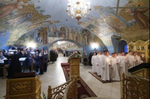 Крещальная Литургия в Свято-Троицком соборе г.Саратова
