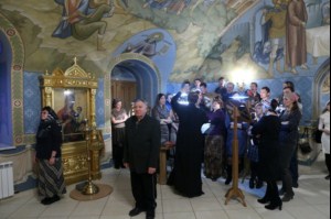 Крещальная литургия в Свято-Троицком соборе Саратова