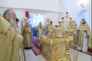 Первая Божественная литургия в Петропавловском храме Аткарска