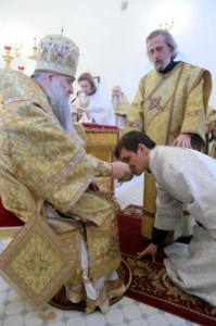 Первая Божественная литургия в Петропавловском храме Аткарска