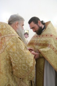 Первая Божественная литургия в Петропавловском храме Аткарска