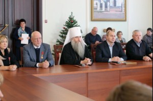 Первая Божественная литургия в Петропавловском храме Аткарска