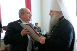 Первая Божественная литургия в Петропавловском храме Аткарска