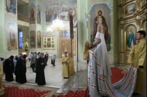 Всенощное бдение в Покровском храме города Саратова