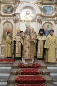 Всенощное бдение в Покровском храме города Саратова