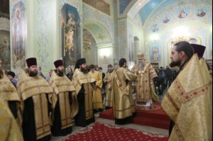 Всенощное бдение в Покровском храме города Саратова