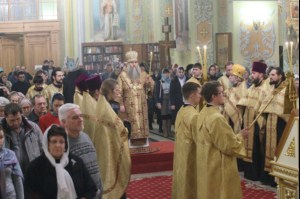 Всенощное бдение в Покровском храме города Саратова