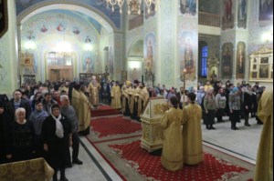 Всенощное бдение в Покровском храме города Саратова