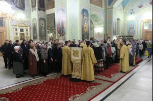Всенощное бдение в Покровском храме города Саратова