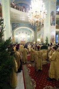 Великая Рождественская вечерня в храме в честь Покрова Божией Матери Саратова