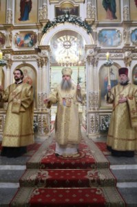 Великая Рождественская вечерня в храме в честь Покрова Божией Матери Саратова