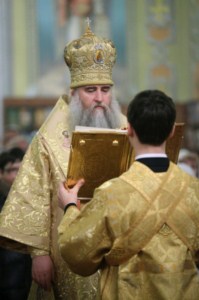 Великая Рождественская вечерня в храме в честь Покрова Божией Матери Саратова