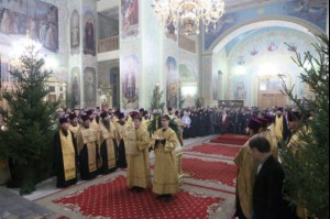 Великая Рождественская вечерня в храме в честь Покрова Божией Матери Саратова