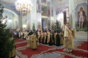Великая Рождественская вечерня в храме в честь Покрова Божией Матери Саратова