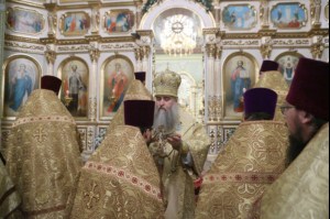 Великая Рождественская вечерня в храме в честь Покрова Божией Матери Саратова