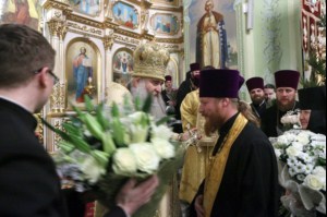 Великая Рождественская вечерня в храме в честь Покрова Божией Матери Саратова