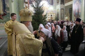 Великая Рождественская вечерня в храме в честь Покрова Божией Матери Саратова