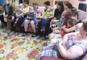 С Рождеством поздравили маленьких пациентов клиники гематологии