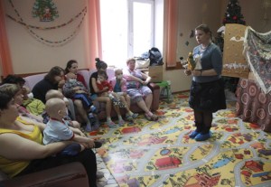 С Рождеством поздравили маленьких пациентов клиники гематологии