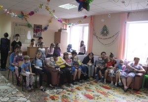 С Рождеством поздравили маленьких пациентов клиники гематологии
