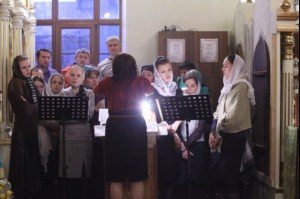 Всенощное бдение на Архиерейском подворье - храме во имя преподобного Серафима Саровского г. Саратова