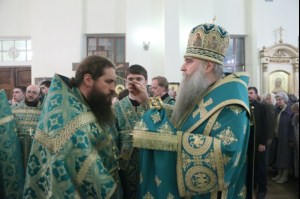 Всенощное бдение на Архиерейском подворье - храме во имя преподобного Серафима Саровского г. Саратова