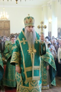 Божественная литургия на Архиерейском подворье — храме во имя преподобного Серафима Саровского г.Саратова
