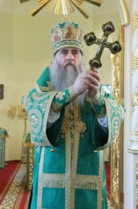 Божественная литургия на Архиерейском подворье — храме во имя преподобного Серафима Саровского г.Саратова