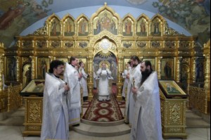 В день Навечерия Богоявления в Свято-Троицком соборе совершена Крещальная литургия