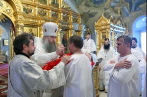 В день Навечерия Богоявления в Свято-Троицком соборе совершена Крещальная литургия
