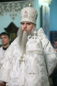 Божественная литургия в Духосошественском кафедральном соборе Саратова