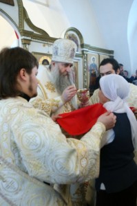 Божественная литургия в Спасо-Преображенском мужском монастыре Саратова