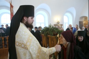 Божественная литургия в Спасо-Преображенском мужском монастыре Саратова