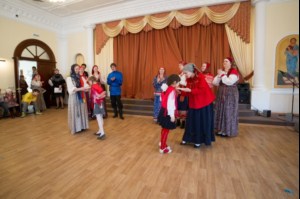 В воскресной школе Свято-Троицкого собора прошли «Русские народные посиделки»