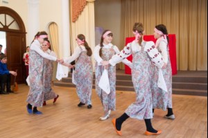 В воскресной школе Свято-Троицкого собора прошли «Русские народные посиделки»