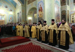 Всенощное бдение в Покровском храме Саратова