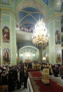 Всенощное бдение в Покровском храме Саратова