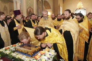 Прибытие десницы святого Пророка, Предтечи и Крестителя Господня Иоанна. Крестный ход. Саратов.
