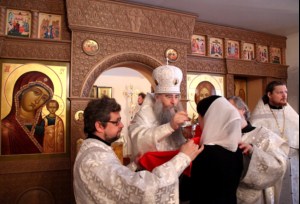Божественная литургия в Крестовоздвиженском храме г. Саратова