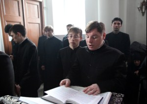 Литургия Преждеосвященных Даров на Архиерейском подворье — в храме в честь иконы Божией Матери «Утоли моя печали» г. Саратова
