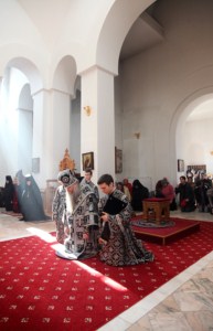 Утреннее богослужение и Литургия Преждеосвященных Даров в Свято-Алексиевском женском монастыре г. Саратова