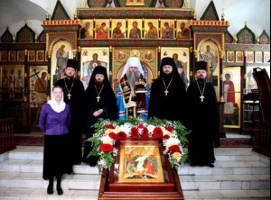 Митрополит Лонгин поздравил воспитанников духовной школы
